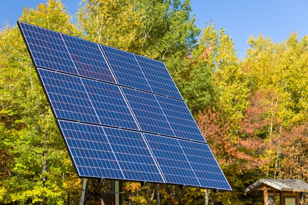 solar-panels-151541185456U
