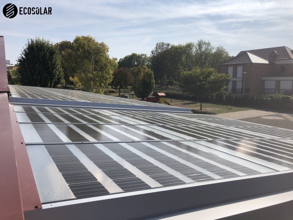Préau école avec panneaux photovoltaïques transparents 9 kWc